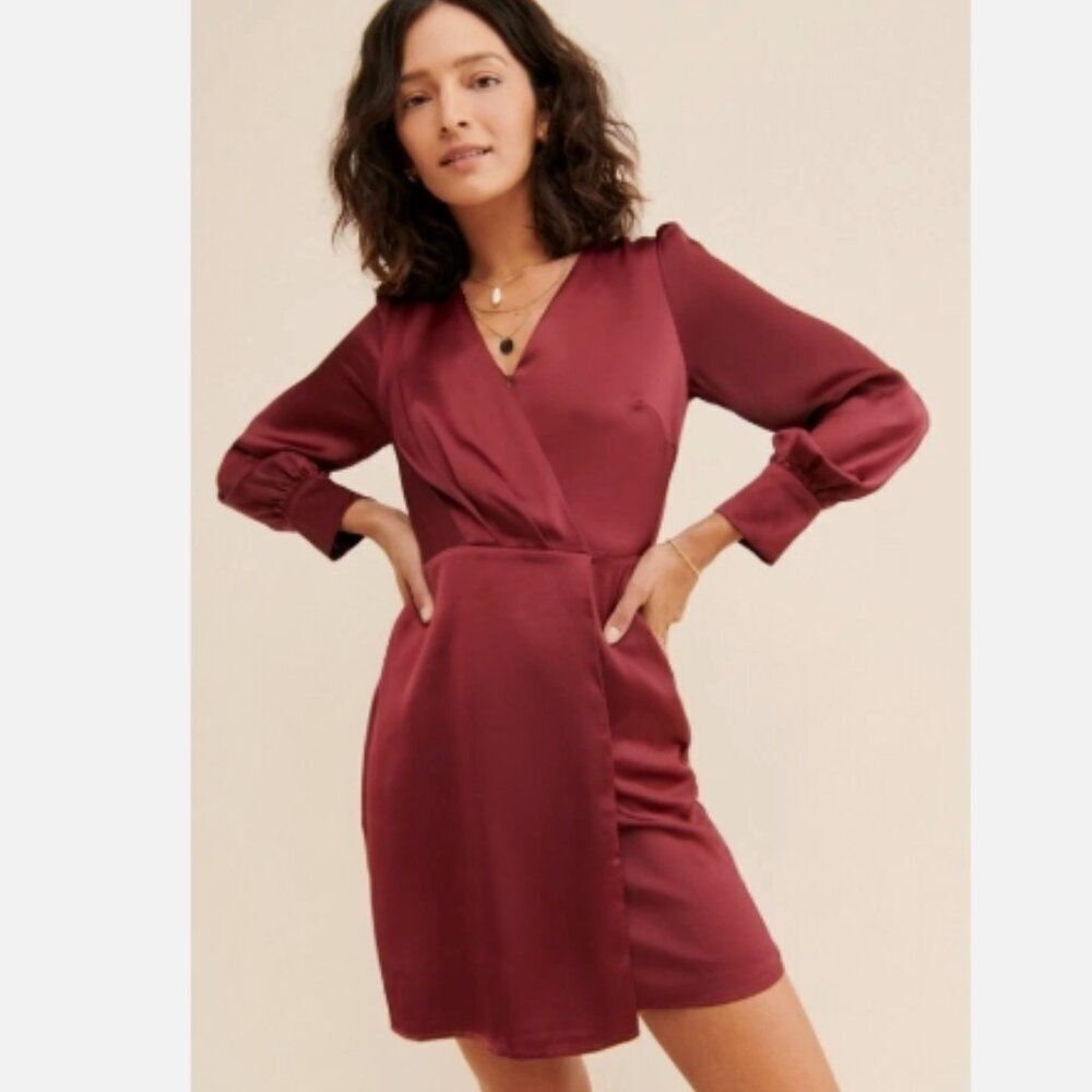 NWT Adelyn Rae Abby Faux Wrap Dress Beige/Nude in Size S